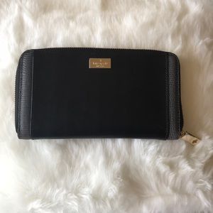 - FIRM - Kate Spade Wallet